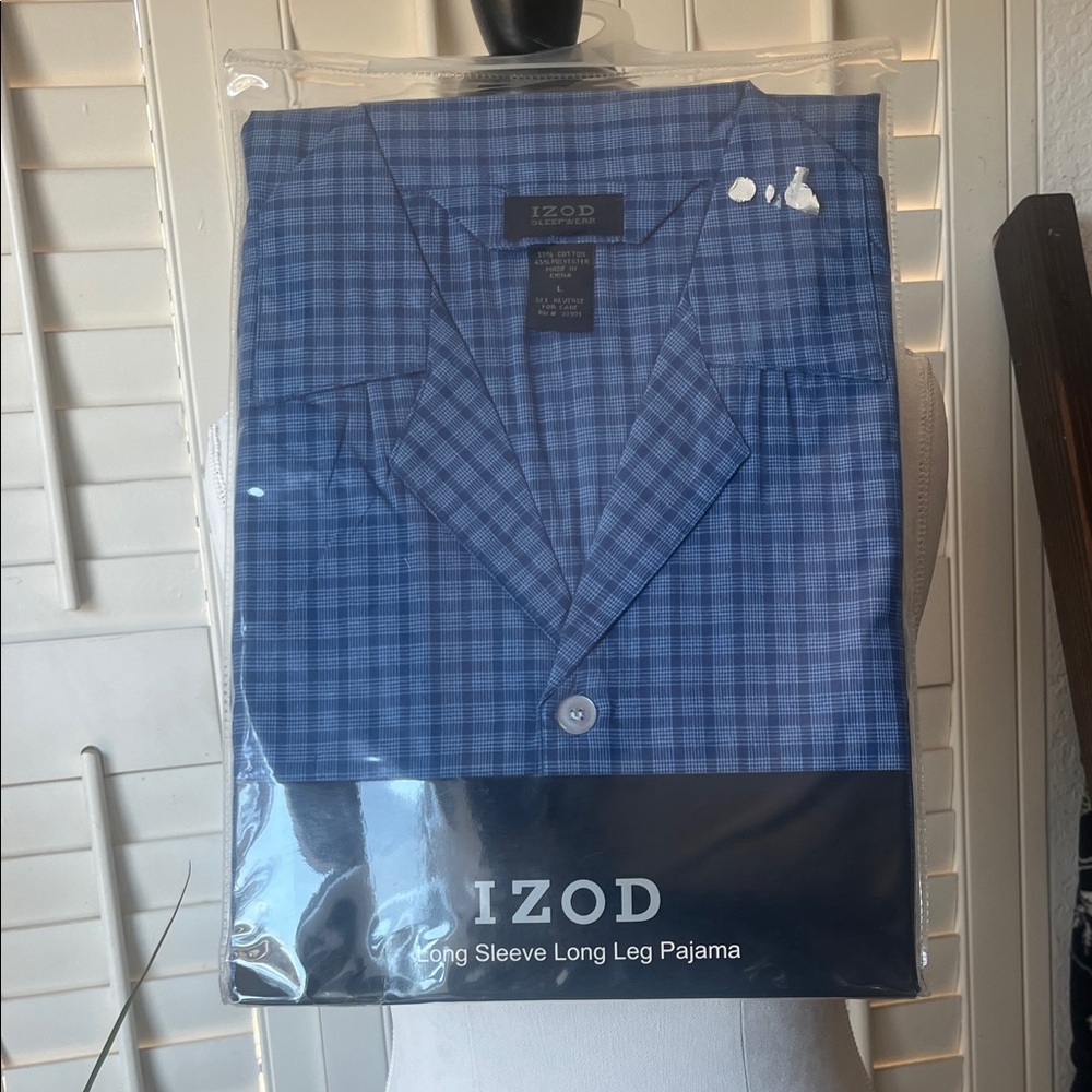 Izod Men's Blue Plaid Shirt